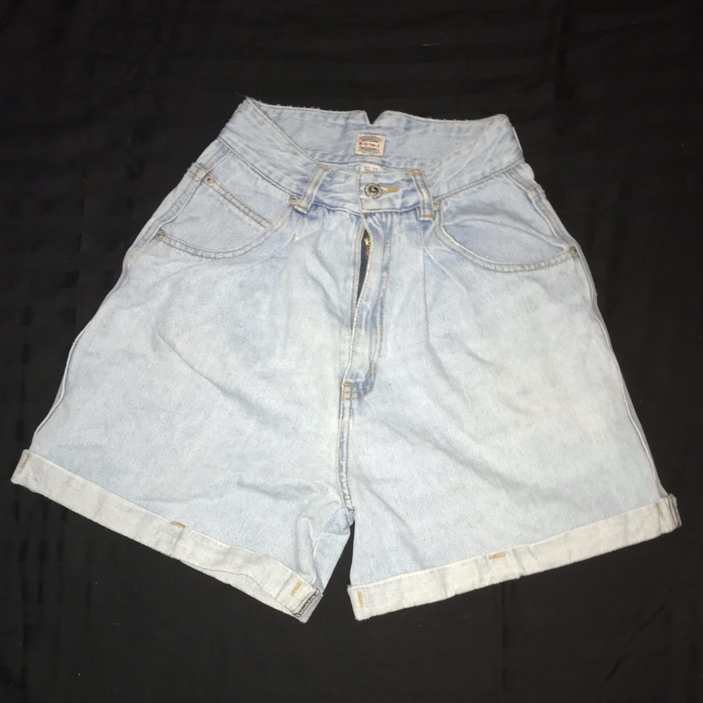 Kikomo vintage high waisted jean shorts
